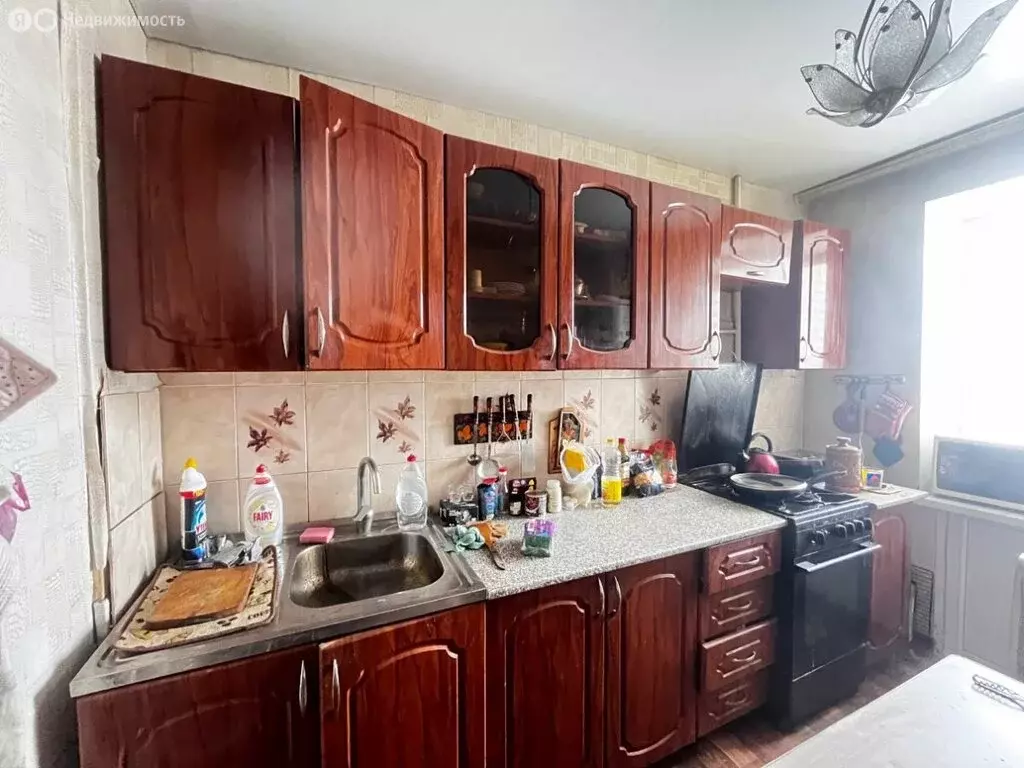 3-комнатная квартира: Волгоград, посёлок Ангарский, Жирновская улица, ... - Фото 2