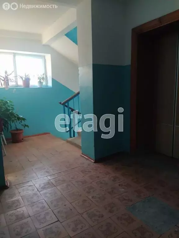 3-комнатная квартира: Геленджик, улица Нахимова, 14 (57 м) - Фото 1