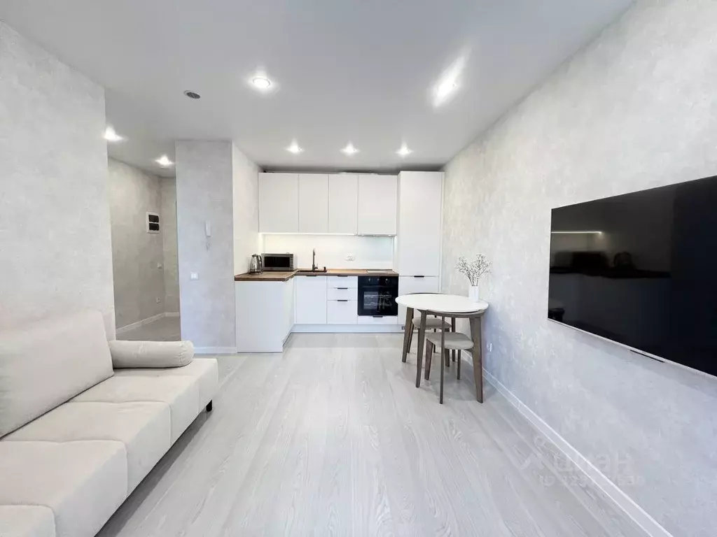 1-к кв. Свердловская область, Екатеринбург ул. Краснолесья, 10/6 (35.9 ... - Фото 1