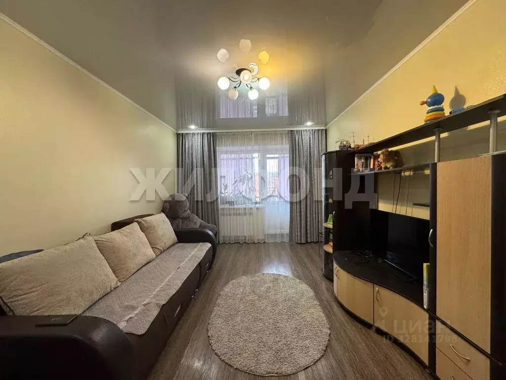 2-к кв. Хакасия, Абакан ул. Лермонтова, 21 (62.0 м) - Фото 2