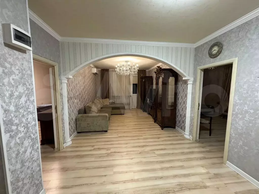 3-к. квартира, 98 м, 3/5 эт. - Фото 0