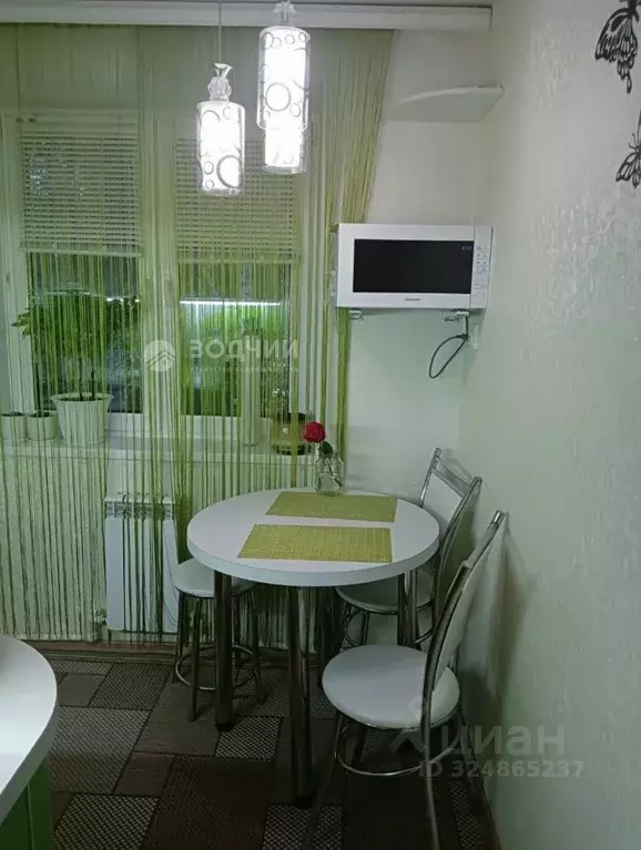 2-к кв. Чувашия, Шумерля Интернациональная ул., 12 (41.0 м) - Фото 0