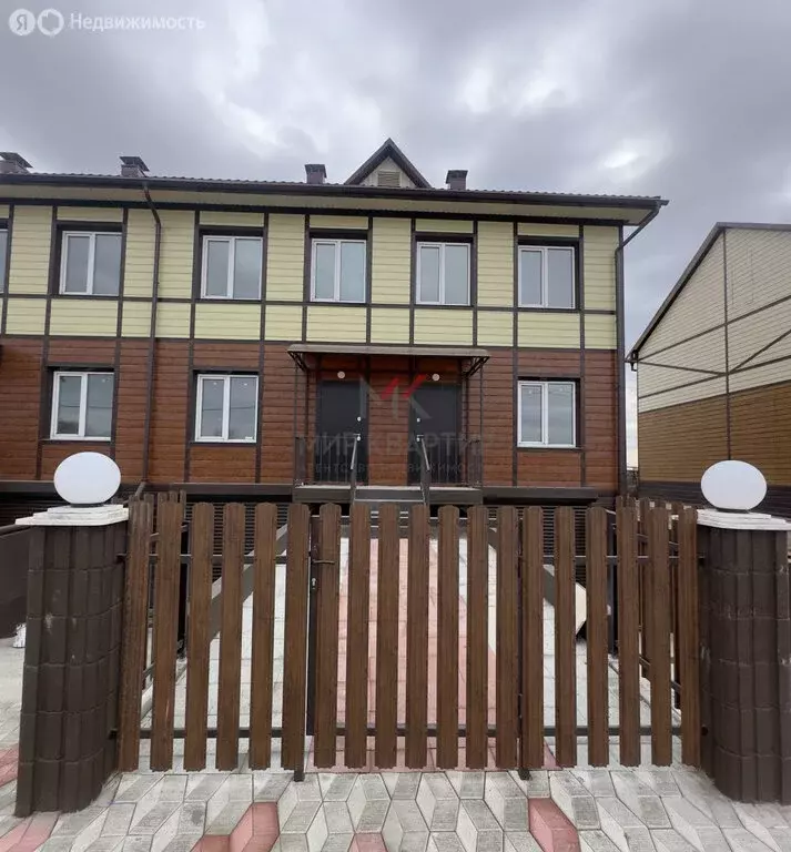 Дом в Усть-Абаканский район, село Калинино (134 м) - Фото 1