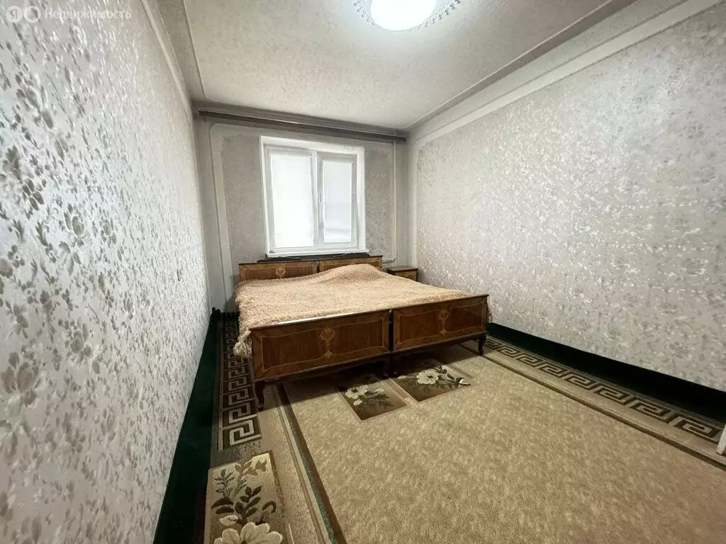 3-комнатная квартира: Пятигорск, Ессентукская улица (69 м) - Фото 0