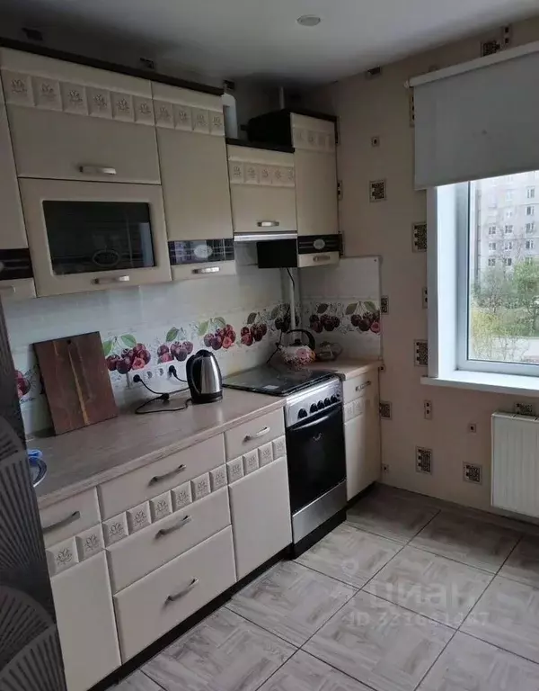 1-к кв. Ленинградская область, Кингисепп Большой бул., 10 (37.0 м) - Фото 1