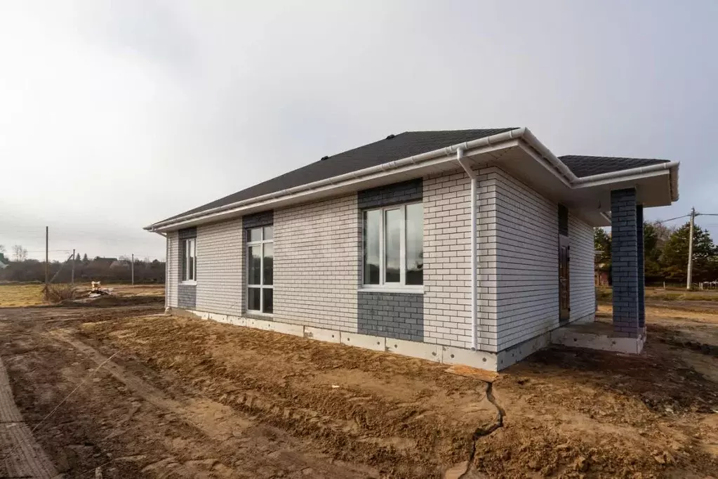 Дом в Тюменская область, Тюменский муниципальный округ, д. Головина ... - Фото 1