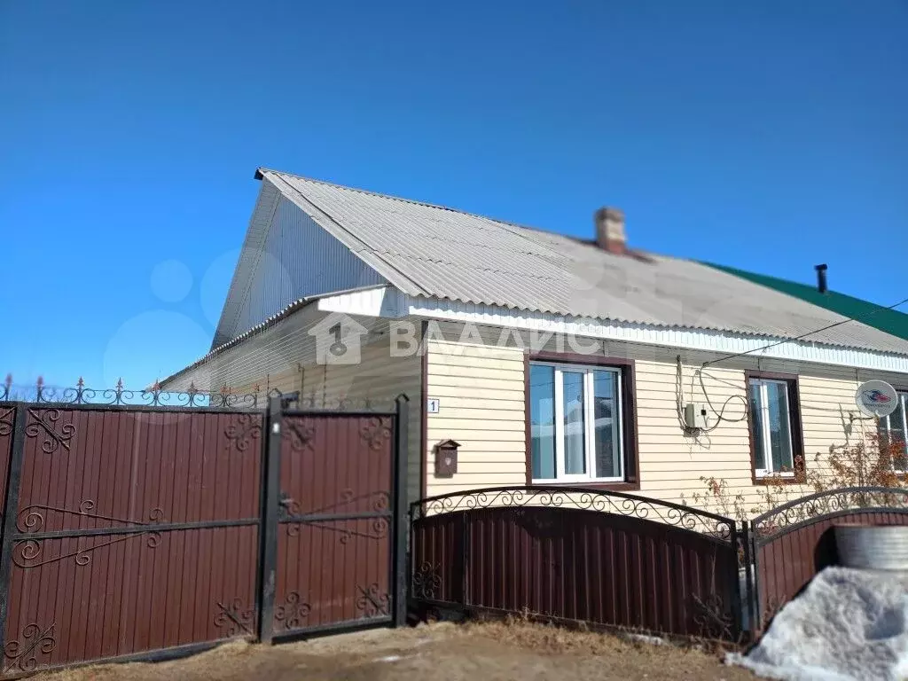 4-к. квартира, 70 м, 1/1 эт. - Фото 0