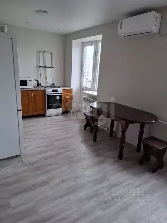 3-к кв. Калмыкия, Элиста ул. Чкалова, 7 (70.0 м) - Фото 1