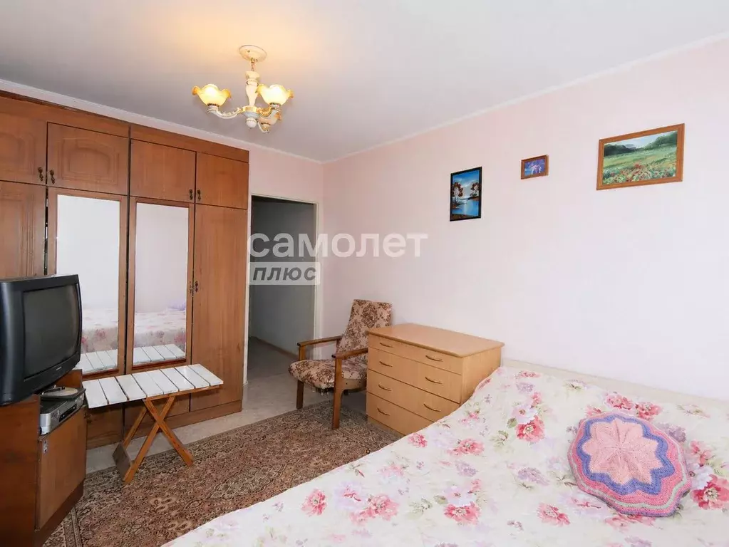 3-к кв. Кемеровская область, Кемерово Томская ул., 5А (64.9 м) - Фото 2