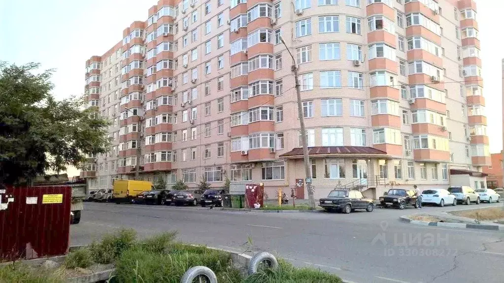 2-к кв. Ростовская область, Батайск ул. Комарова, 132а (72.6 м) - Фото 1