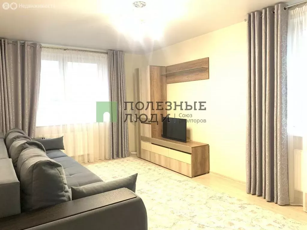 2-комнатная квартира: Ижевск, улица Азина, 135 (55.3 м) - Фото 2