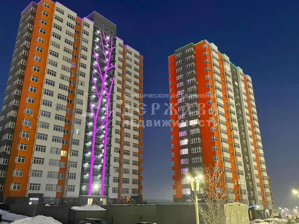 3-к кв. Кемеровская область, Кемерово Октябрьский просп., 30Б (76.0 м) - Фото 0