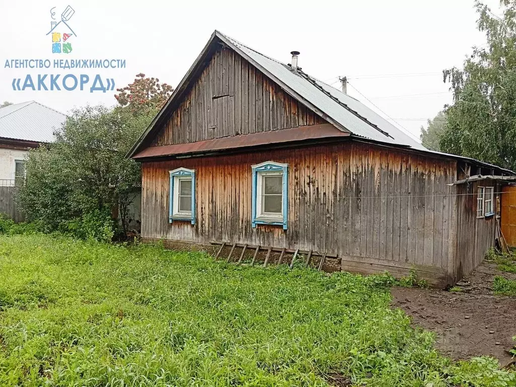 Дом в Алтайский край, Бийск городской округ, пос. Нагорный проезд 4-й ... - Фото 0