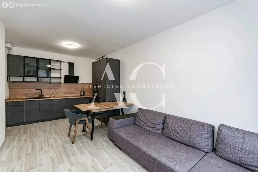 2-комнатная квартира: Екатеринбург, проспект Космонавтов, 26А (59.7 м) - Фото 2