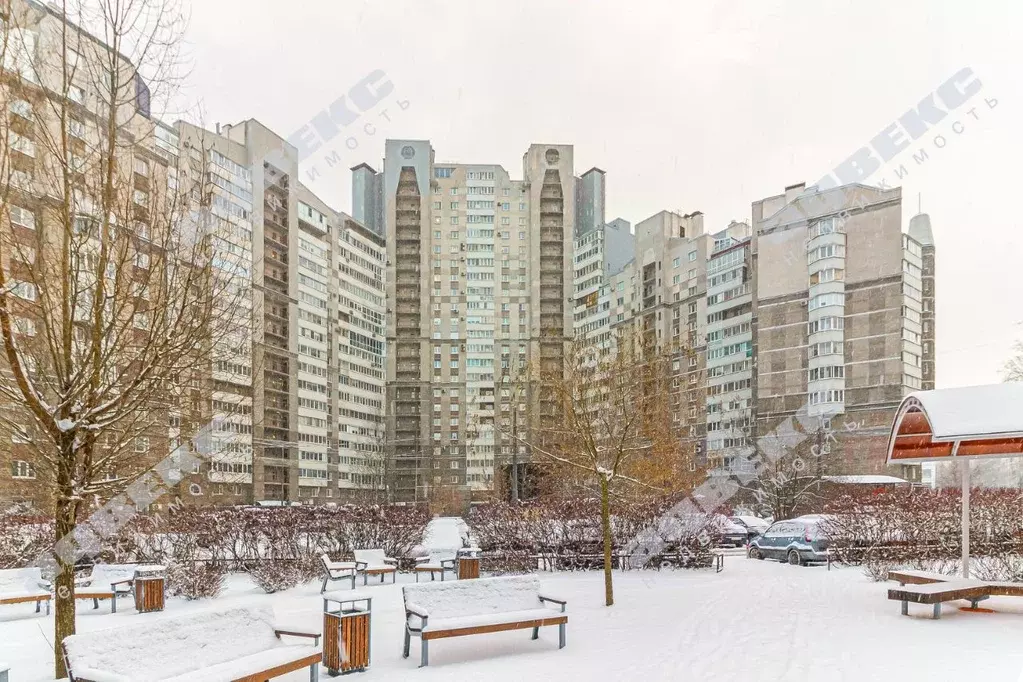 3-к кв. Санкт-Петербург Коломяжский просп., 26 (90.4 м) - Фото 1