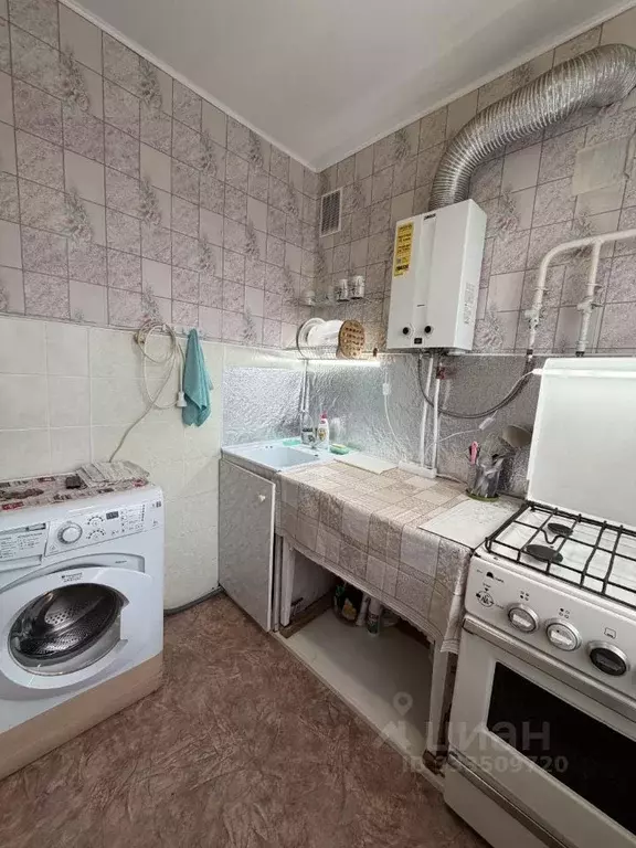 2-к кв. Псковская область, Великие Луки Зеленая ул., 22К2 (45.0 м) - Фото 2