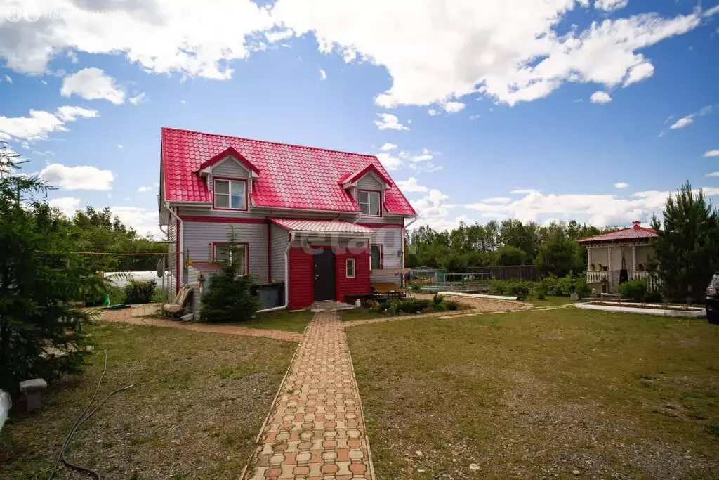 Дом в Комсомольский район, село Новый Мир (133 м) - Фото 0