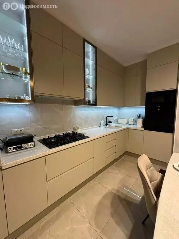 2-комнатная квартира: Ессентуки, улица 60 лет Победы, 7 (90 м) - Фото 2