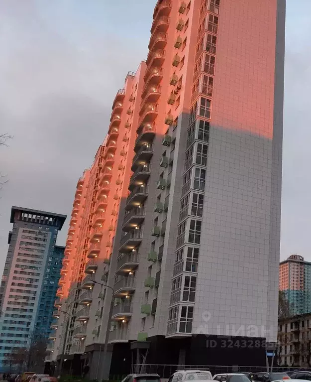 Гараж в Москва Новощукинская ул., 8 (15 м) - Фото 1