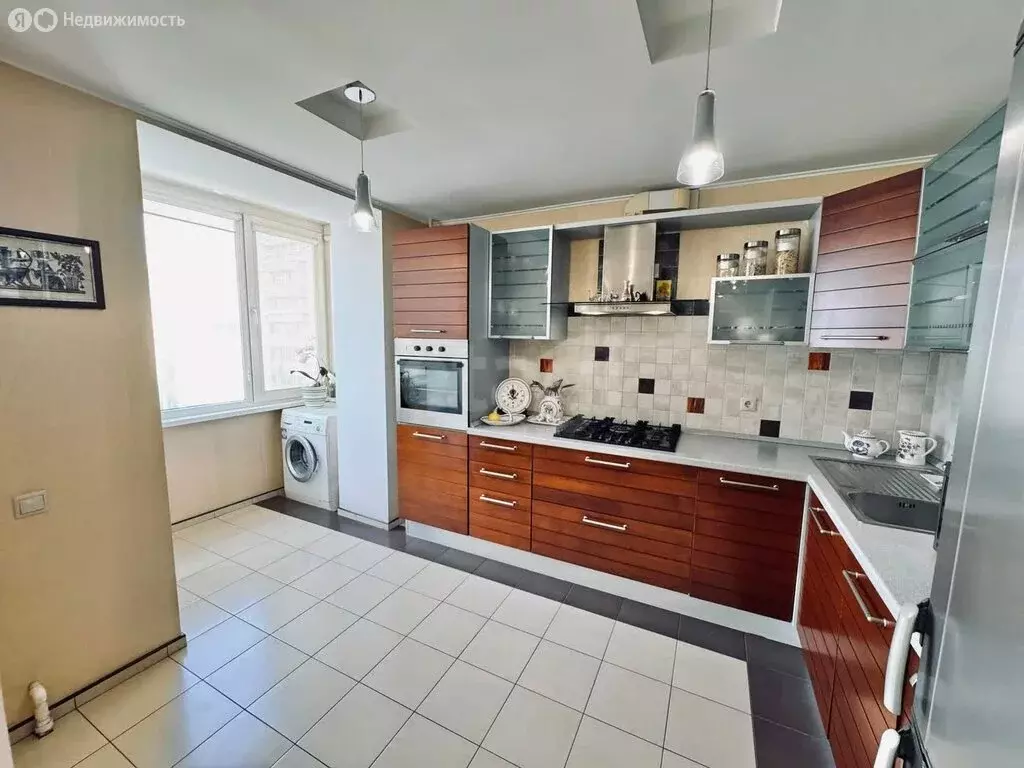 3-комнатная квартира: Симферополь, улица Лексина, 54 (68.5 м) - Фото 1