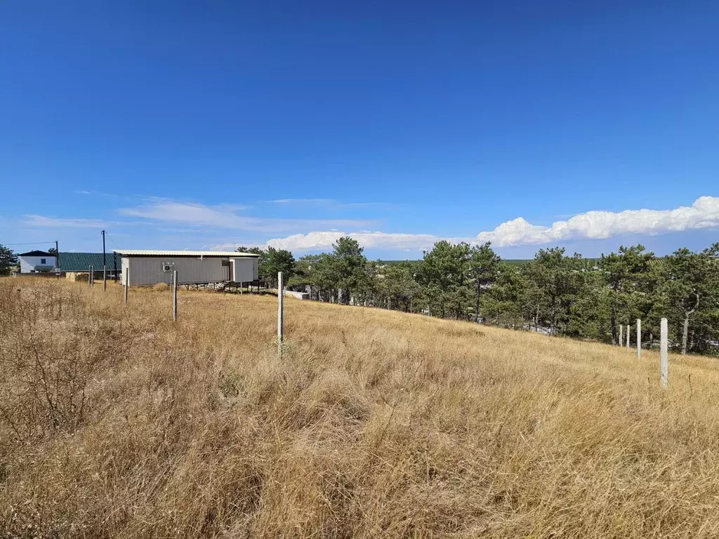 Участок в Крым, Бахчисарайский район, с. Угловое ул. Комарова, 180 ... - Фото 1