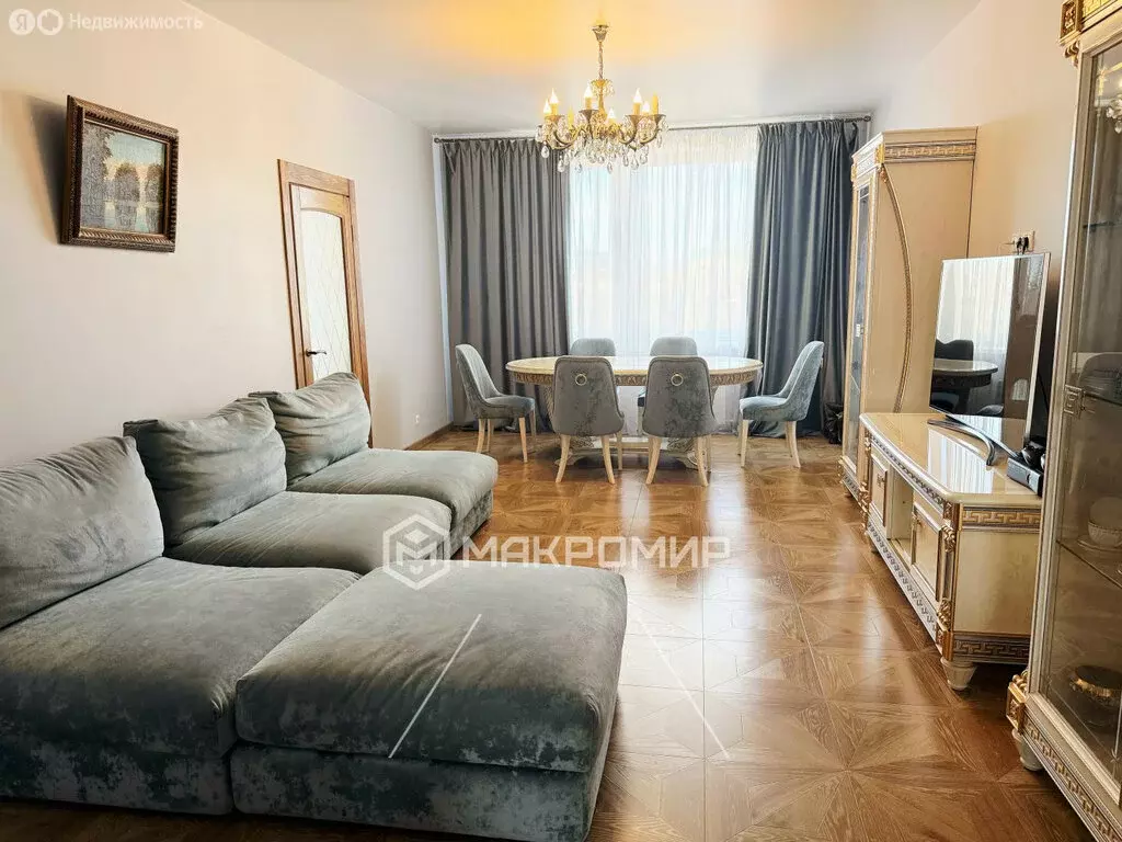 3-комнатная квартира: Санкт-Петербург, улица Ворошилова, 25к1 (91.7 м) - Фото 1