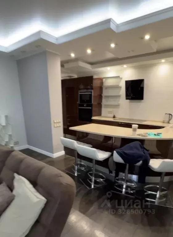 3-к кв. Москва Хорошевское ш., 12к1 (88.0 м) - Фото 0