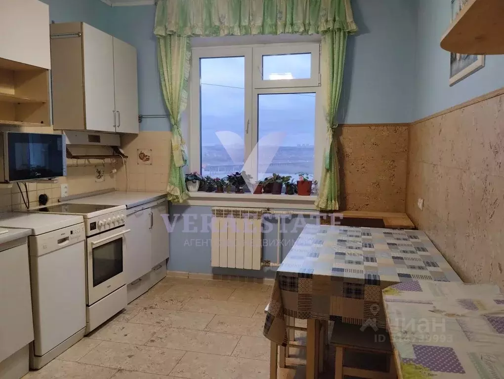 4-к кв. Новосибирская область, Новосибирск Бугринская роща мкр, ул. ... - Фото 0