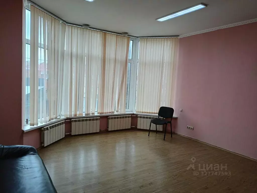 Офис в Краснодарский край, Краснодар Центральный мкр, ул. Митрофана ... - Фото 2