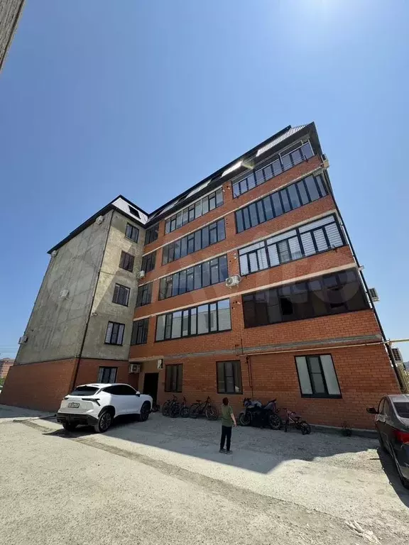 2-к. квартира, 73 м, 2/6 эт. - Фото 0