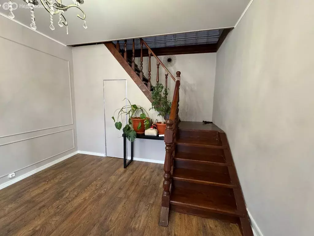 Дом в Якутск, улица Тэкки Одулока, 53 (183.3 м) - Фото 1