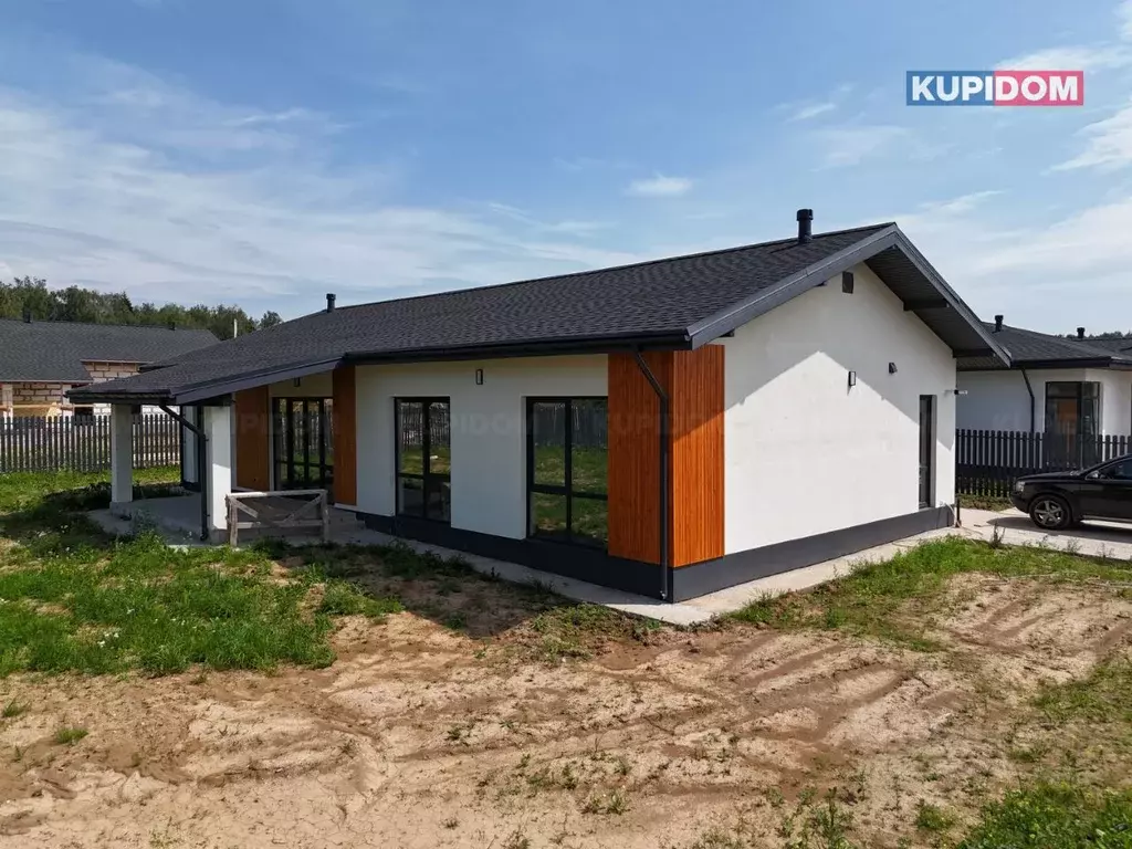 Дом в Калужская область, Жуковский район, с. Совхоз Победа ул. ... - Фото 2