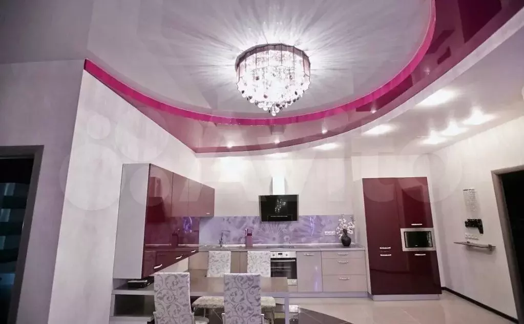 3-к. квартира, 135 м, 4/5 эт. - Фото 0
