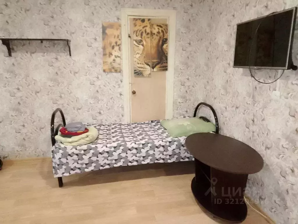 2-к кв. Тверская область, Торжок ул. Дзержинского, 113 (40.0 м) - Фото 1