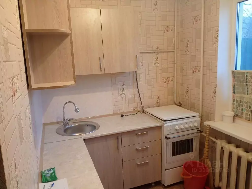1-к кв. Краснодарский край, Ейск Ясенская ул., 2/1 (33.0 м) - Фото 0