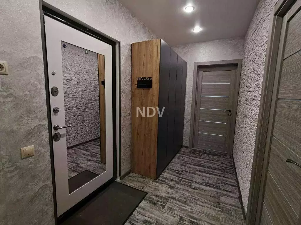 Продается 2-комнатная квартира - Фото 1