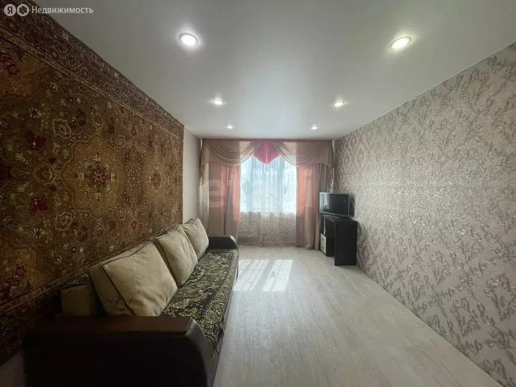 2-комнатная квартира: Челябинск, Батумская улица, 12 (49 м) - Фото 1