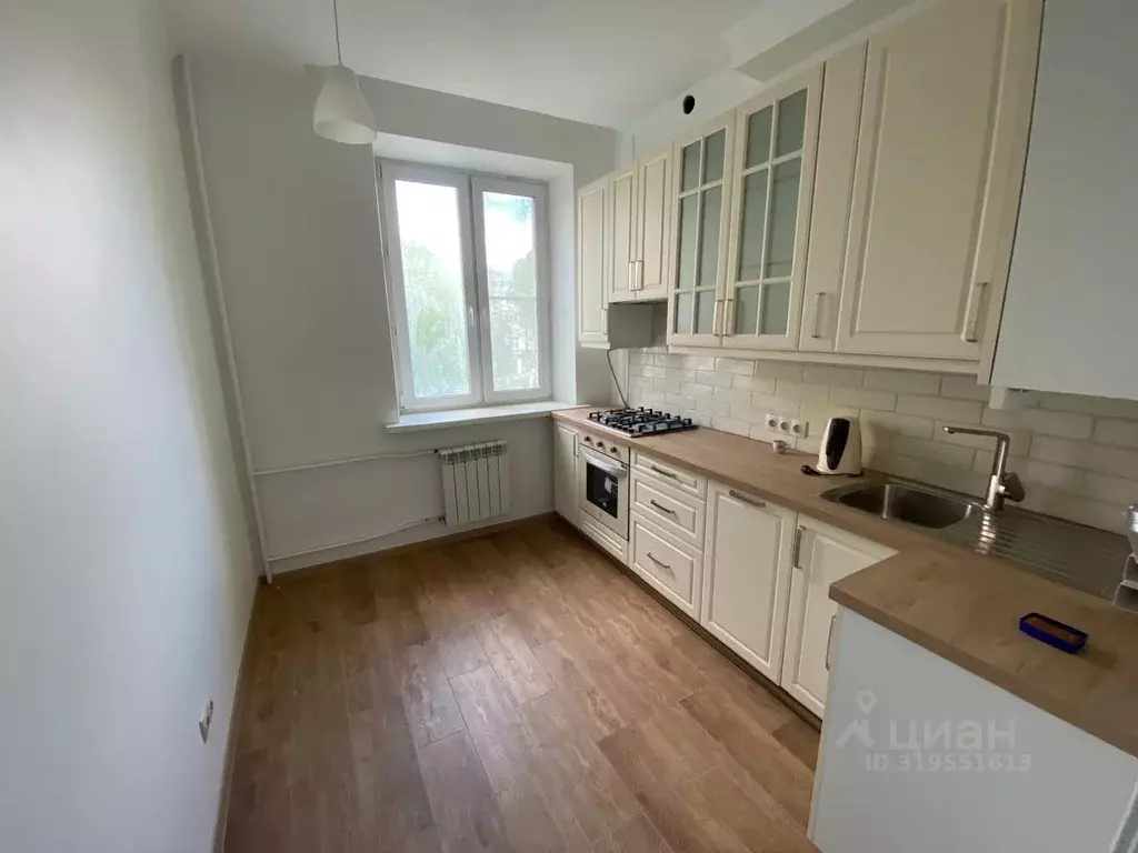 3-к кв. Москва ул. Хамовнический Вал, 32 (80.0 м) - Фото 0