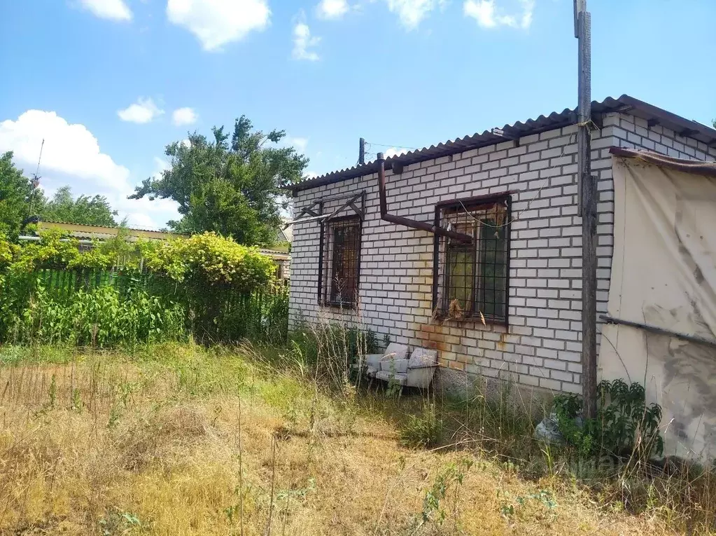 Дом в Волгоградская область, Среднеахтубинский район, Суходольское ... - Фото 1