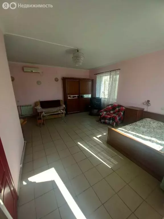 Дом в Севастополь, улица Гусева, 25 (450 м) - Фото 1