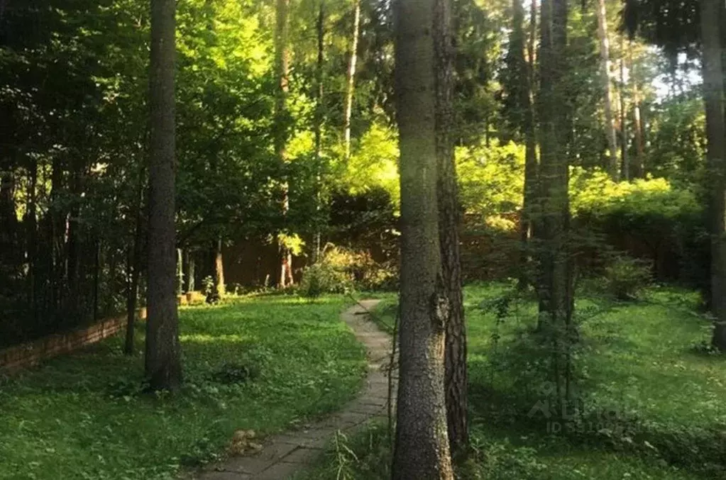 Участок в Московская область, Одинцовский городской округ, пос. ... - Фото 1