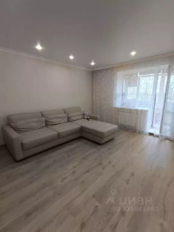 3-к кв. Омская область, Омск Транссибирская ул., 4 (73.3 м) - Фото 2