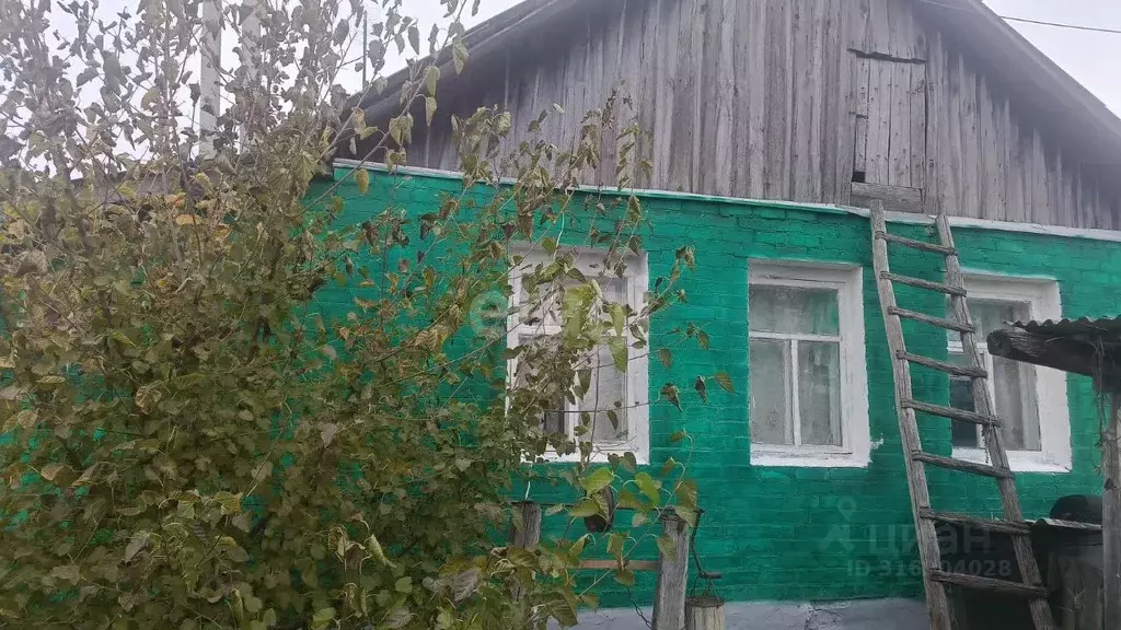 Дом в Белгородская область, Красногвардейский район, Верхнепокровское ... - Фото 1