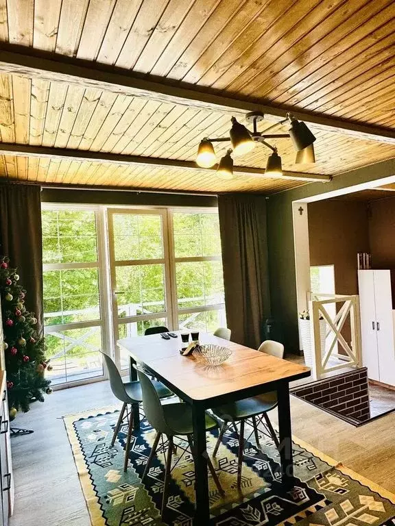 Дом в Карачаево-Черкесия, Теберда Карачаевский городской округ, ул. ... - Фото 1