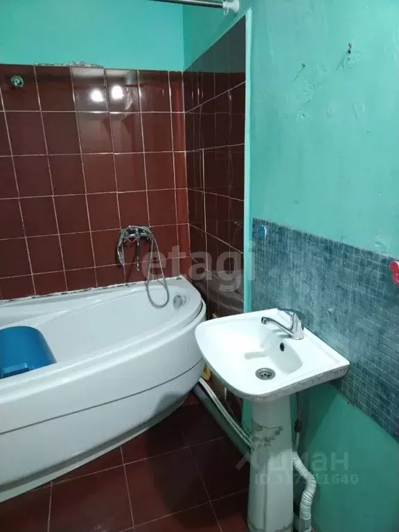 1-к кв. Сахалинская область, Долинский городской округ, с. Быков ул. ... - Фото 1