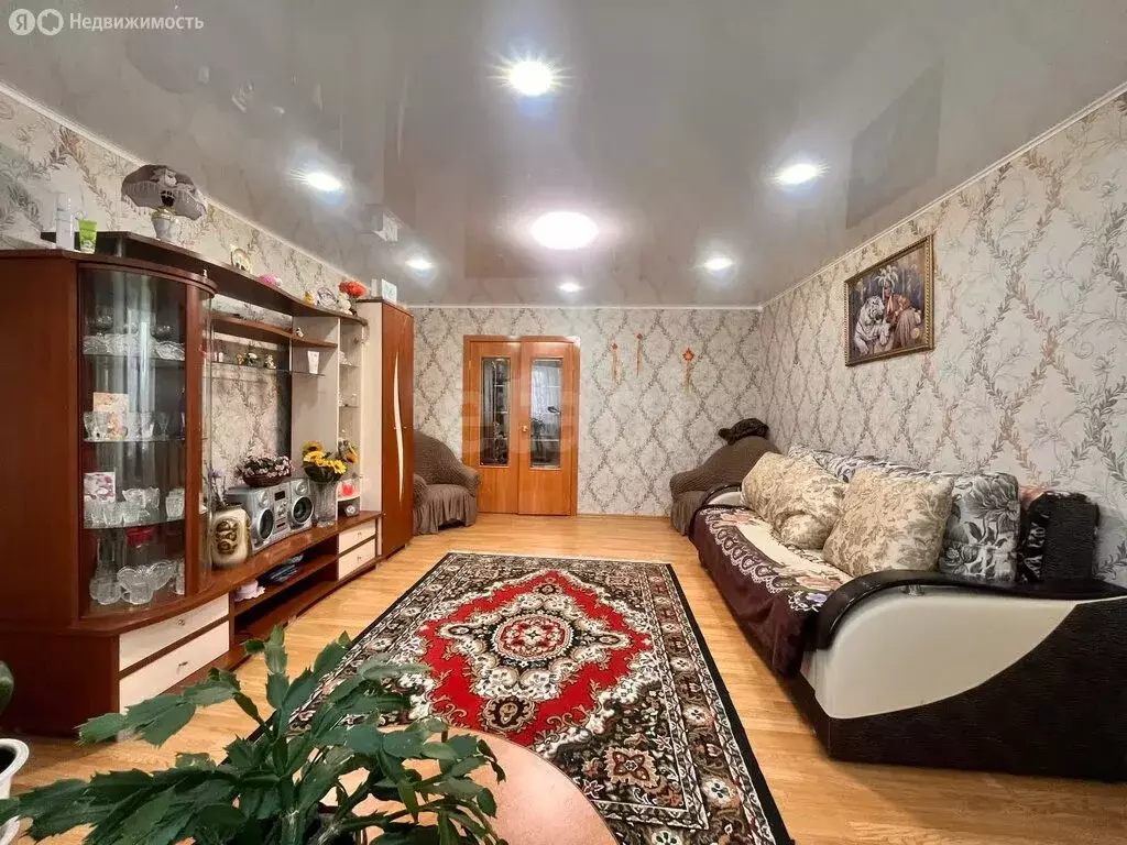 2-комнатная квартира: Златоуст, улица Аносова, 275 (66.8 м) - Фото 1