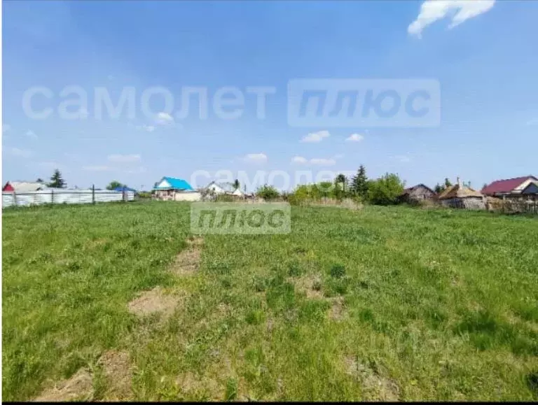 Дом в Башкортостан, Чишминский район, Еремеевский сельсовет, д. Нижние ... - Фото 0