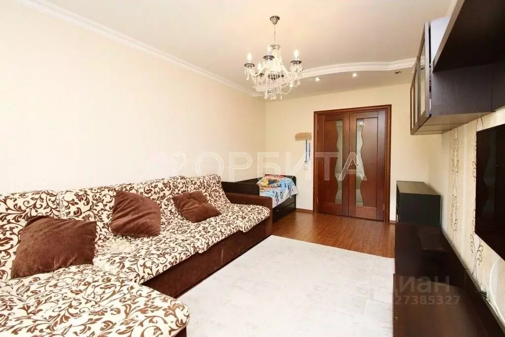 3-к кв. Тюменская область, Тюмень Черниговская ул., 5 (65.5 м) - Фото 2