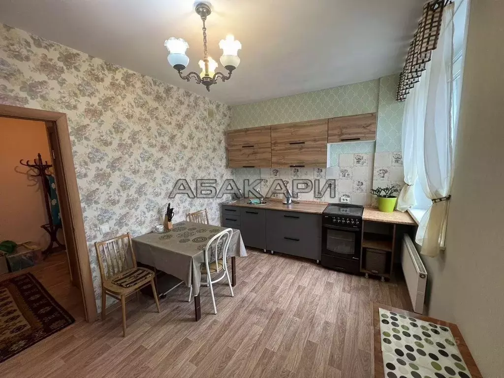 3-к кв. Красноярский край, Красноярск ул. Алексеева, 39 (95.0 м) - Фото 0