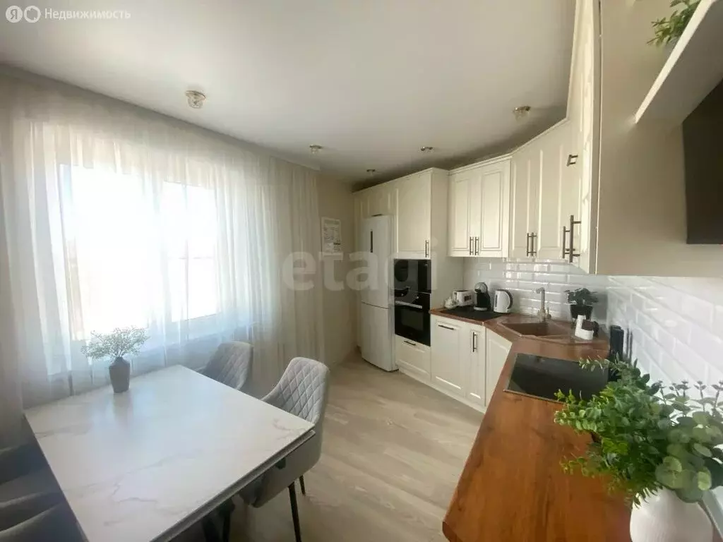 2-комнатная квартира: Челябинск, Якутская улица, 13 (56 м) - Фото 2